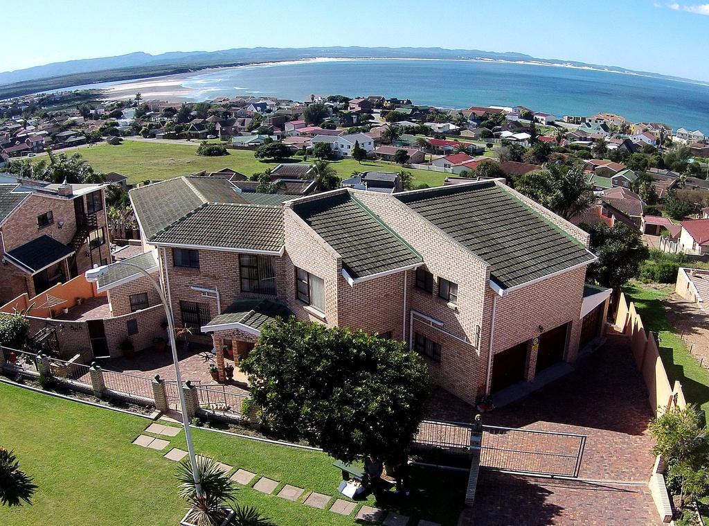 Sea Echo Accommodation Jeffreys Bay Exterior photo